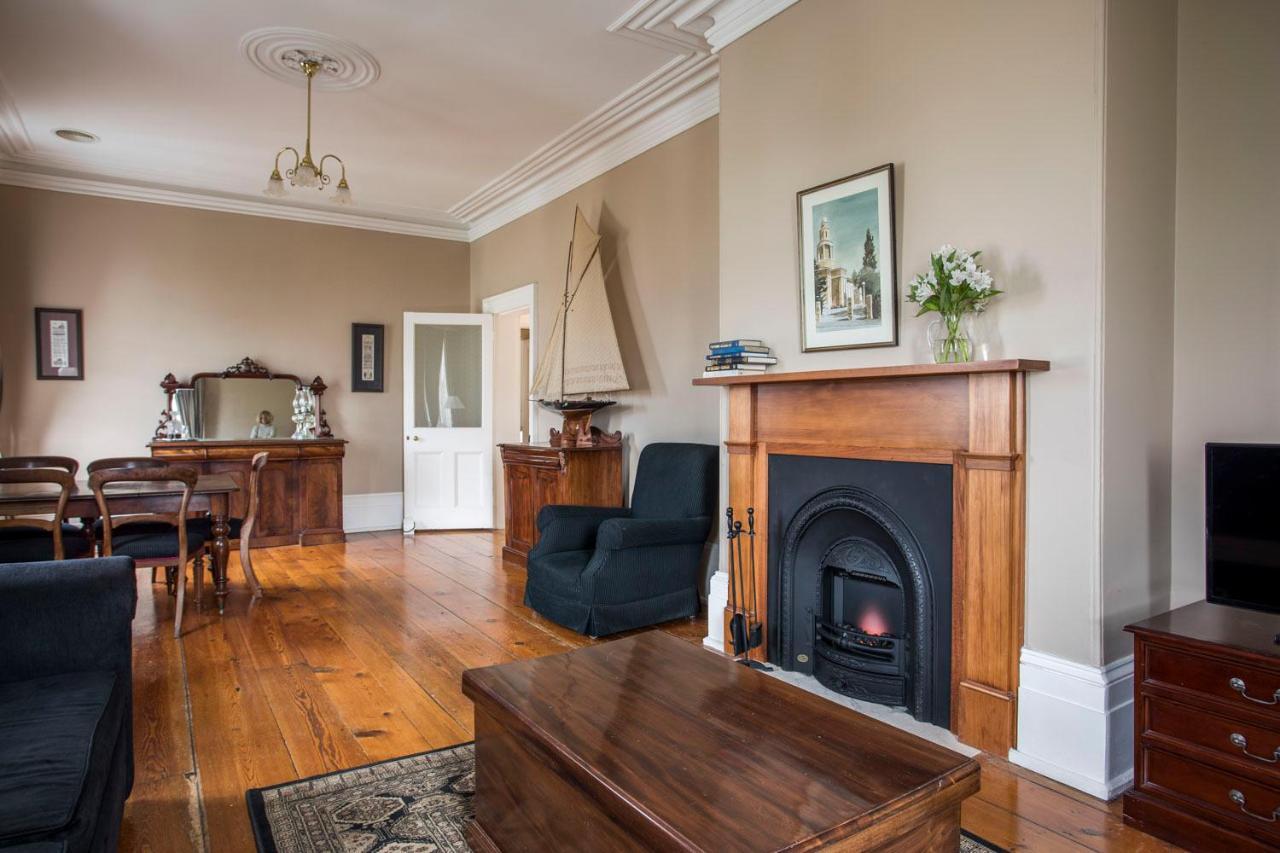 Aparthotel Grand Old Duke Hobart Esterno foto